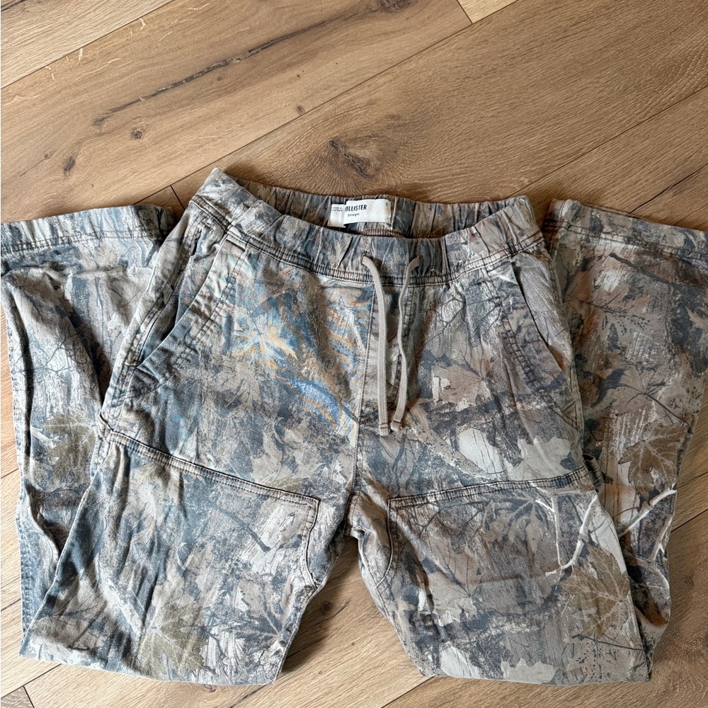 Hollister Brown Camouflage Pants